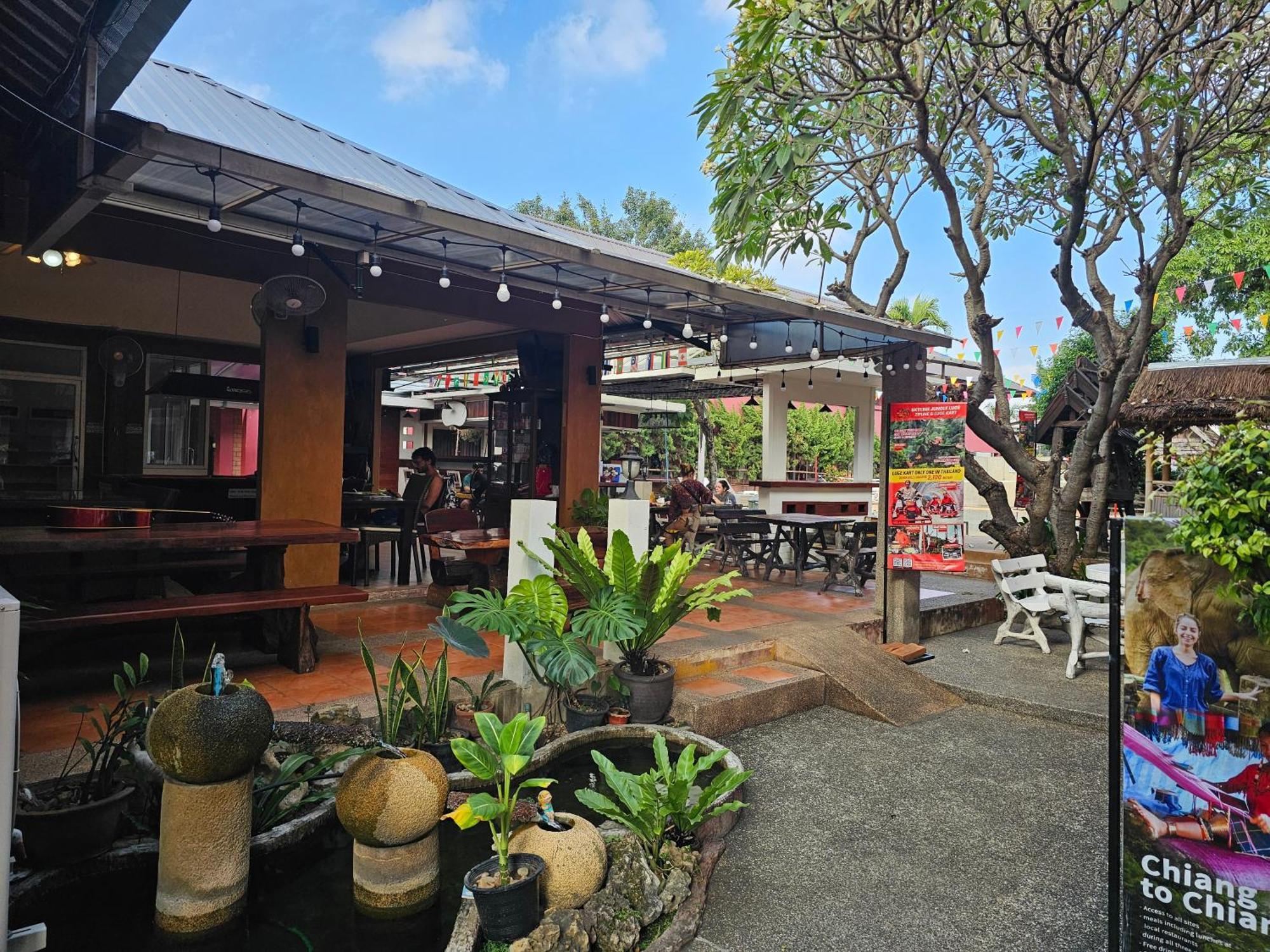 Red Brick Hotel - Chiang Mai — Photos 1